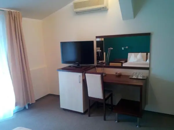 Hotel Baneasa Parc 8